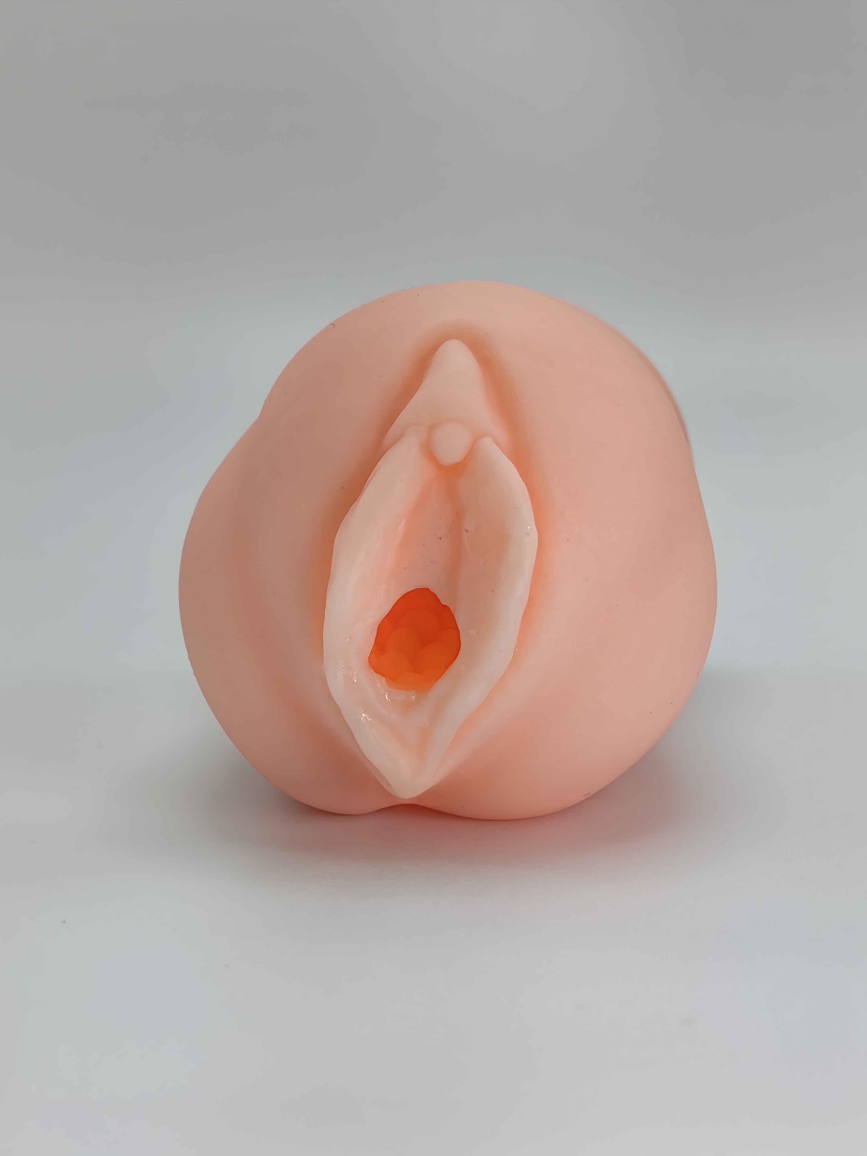 对子哈特联名本子老师的作品,像是圈钱不走心的产品